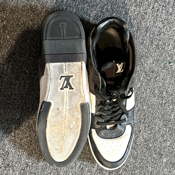 Louis Vuitton Leather & Suede Sneaker Men’s Size 14 - Picture 3 of 4